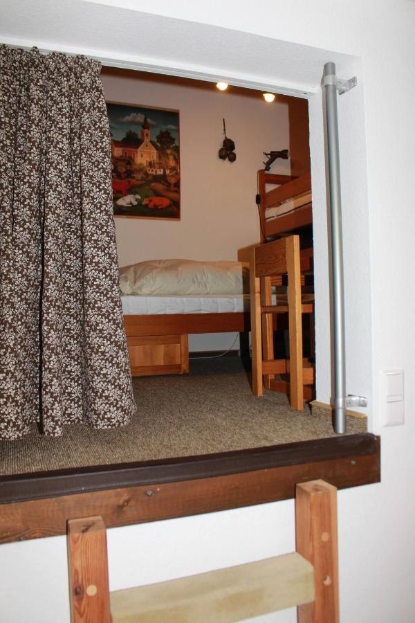 Bergwiese Mit Oberstaufen Plus Karte Extérieur photo